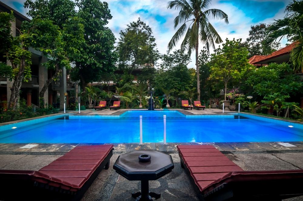 Melasti Kuta Bungalows & Spa Экстерьер фото