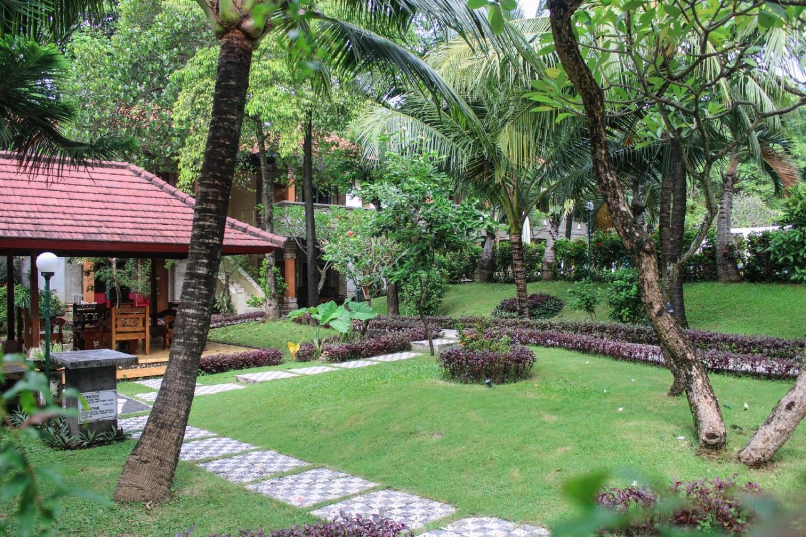 Melasti Kuta Bungalows & Spa Экстерьер фото