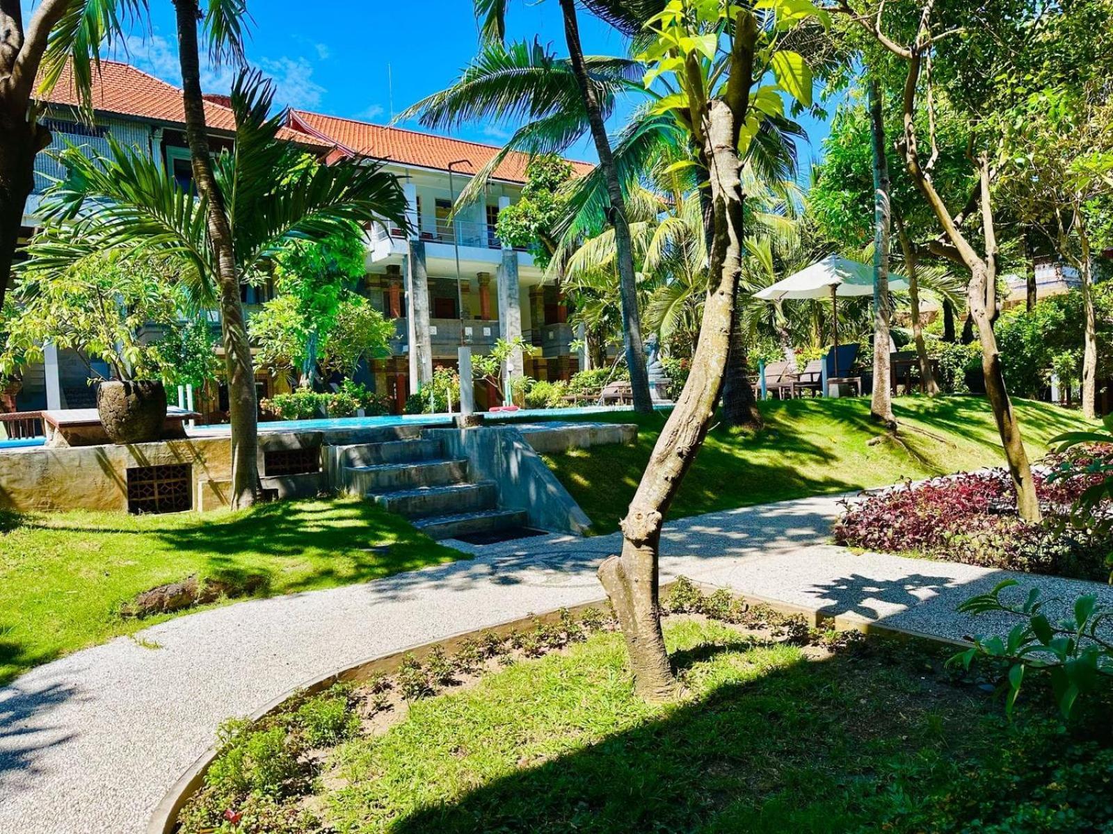 Melasti Kuta Bungalows & Spa Экстерьер фото