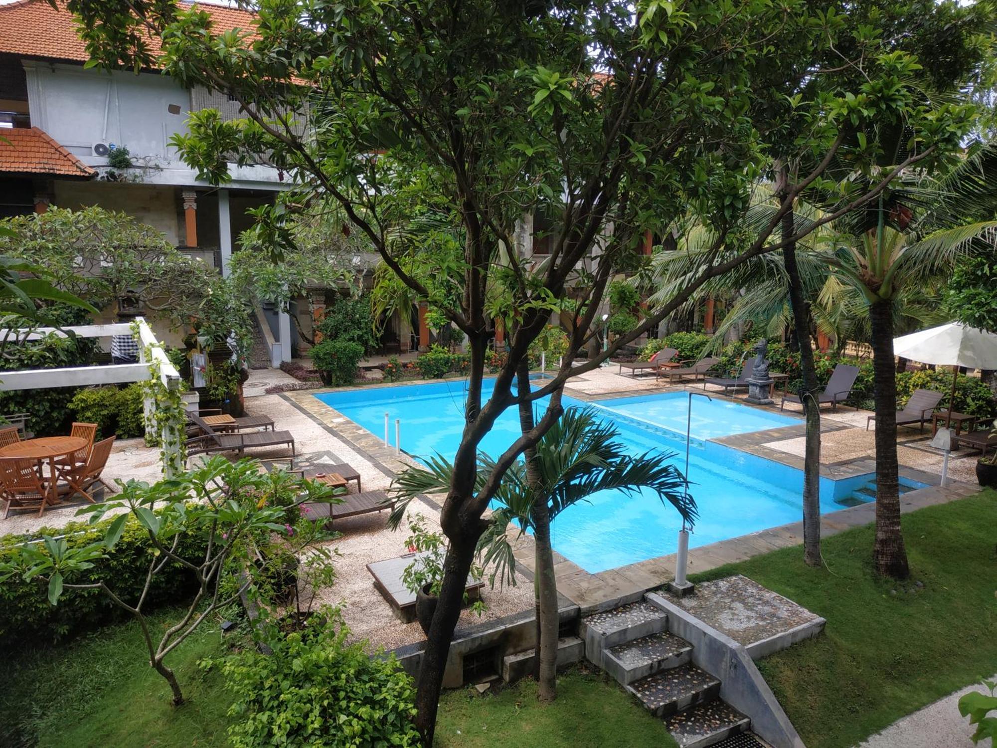 Melasti Kuta Bungalows & Spa Экстерьер фото