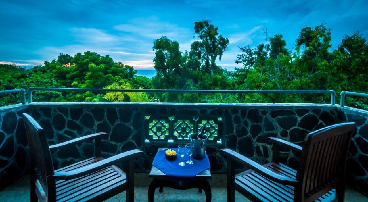 Melasti Kuta Bungalows & Spa Экстерьер фото